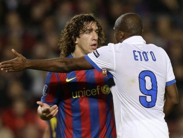 El Bar&ccedil;a gana al Inter en la vuelta de Eto'o y Mourinho al Camp Nou. / EFE &middot; AFP &middot; Reuters