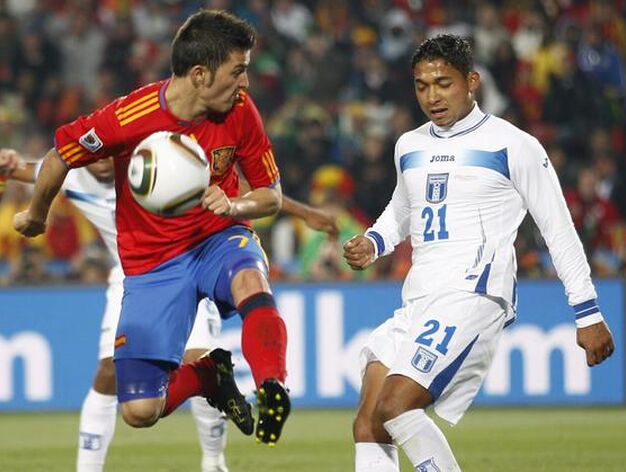 Villa, el hombre-gol de Espa&ntilde;a. / Reportaje gr&aacute;fico: EFE, AFP, Reuters.
