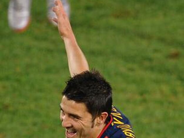Villa celebra el primer tanto del partido. / Reportaje gr&aacute;fico: EFE, Reuters, AFP.