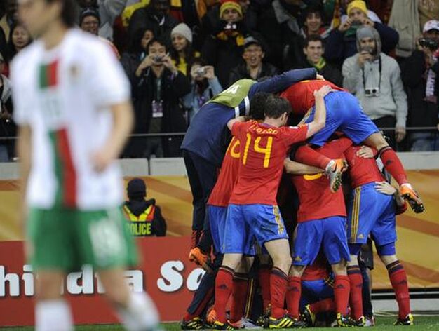 Espa&ntilde;a se clasifica para cuartos de final tras derrotar a Portugal. / AFP