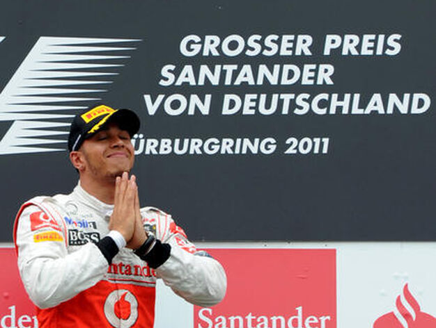 Lewis Hamilton celebra su victoria en el Gran Premio de Alemania.

Foto: AFP Photo