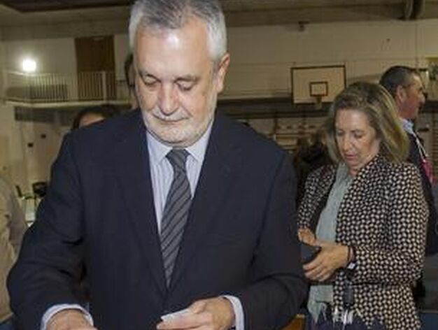El presidente andaluz, Jos&eacute; Antonio Gri&ntilde;&aacute;n.

Foto: EFE