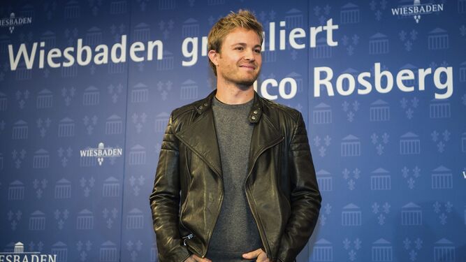 Rosberg, en su localidad natal tras ganar el Mundial