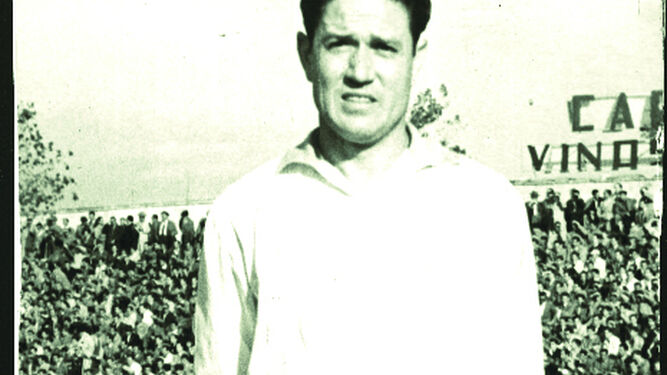 Pepe Juncosa, de futbolista.