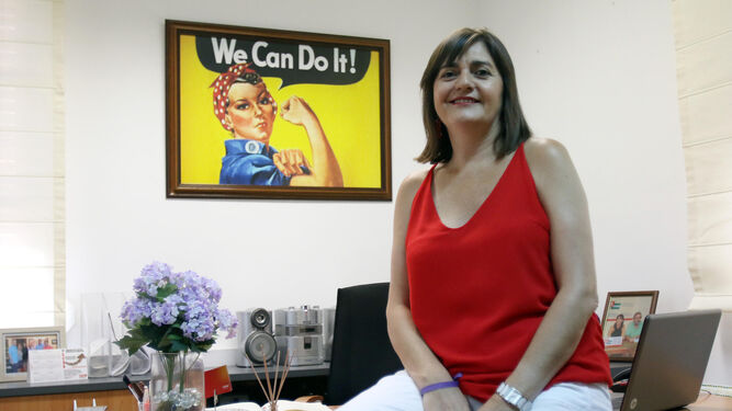 Marina Borrego posa en su despacho de la sede central de CCOO.