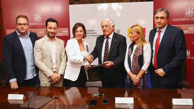 Ambrosio, con el Alto Comisionado de Marca España y alcaldes de las ciudades patrimonio.