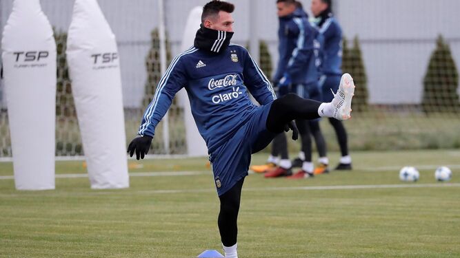 Leo Messi, en un entrenamiento de la selección argentina en Moscú, donde se encuentra la albiceleste.