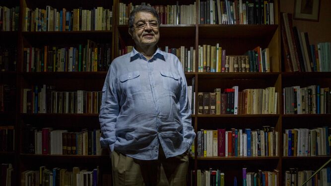 El escritor nicaragüense Sergio Ramírez, fotografiado ayer en su residencia en Managua.
