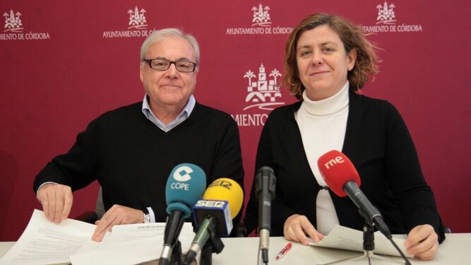 Emilio Aumente y Alba Doblas dan cuenta de la Junta de Gobierno Local