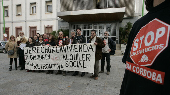 Imagen de archivo de una protesta de la Plataforma Antidesahucios de Córdoba.