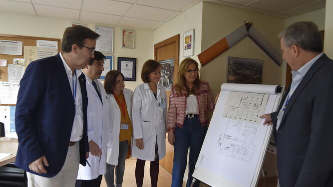 Presentación del proyecto a María Ángeles Luna y Valle García.
