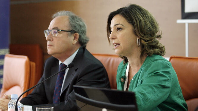 El presidente de CECO, Antonio Díaz y la alcaldesa, Isabel Ambrosio.
