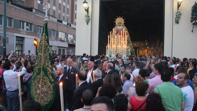 La Virgen de la Esperanza, en su traslado hasta Santo Domingo en 2016.
