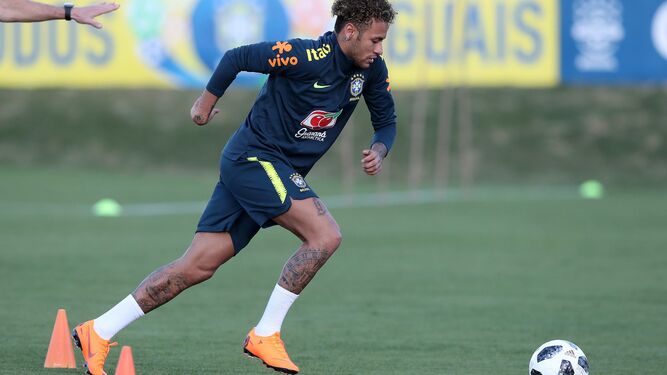 Neymar, en un entrenamiento.