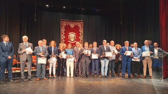 Personalidades reconocidas en Puente Genil por el Día de Andalucía.