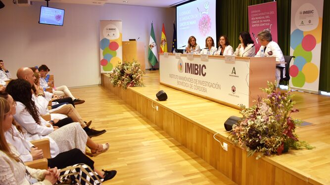 Inauguración de la III Jornada de Innovación en Cáncer de Mama en el Imibic de Córdoba.