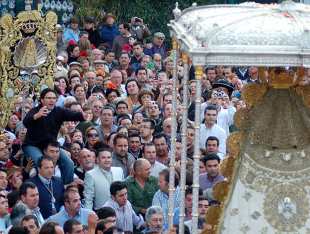 Salto de la reja y procesi&oacute;n de la Virgen 2008