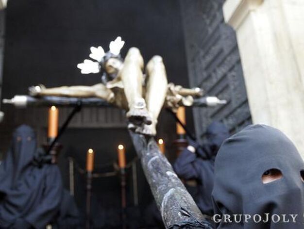 Hermandad del V&iacute;a Crucis. / &Oacute;scar Barrionuevo
