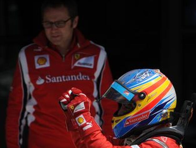 Fernando Alonso celebra su victoria en el Gran Premio de Gran Breta&ntilde;a. 

Foto: AFP Photo