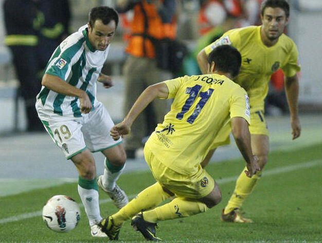 El C&oacute;rdoba y el Villarreal B empatan en su partido en el Arc&aacute;ngel.

Foto: &Aacute;lvaro Carmona
