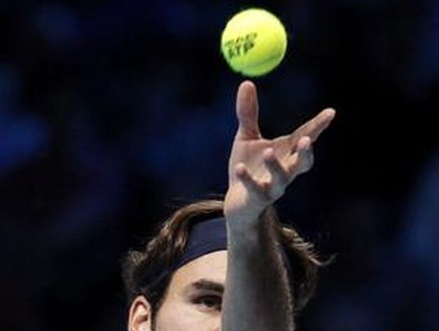 Federer muestra su mejor nivel y vence a Nadal con un contundente 6-3 y 6-0.

Foto: EFE
