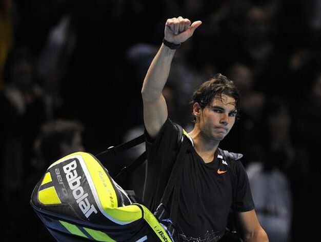 Federer muestra su mejor nivel y vence a Nadal con un contundente 6-3 y 6-0.

Foto: Reuters
