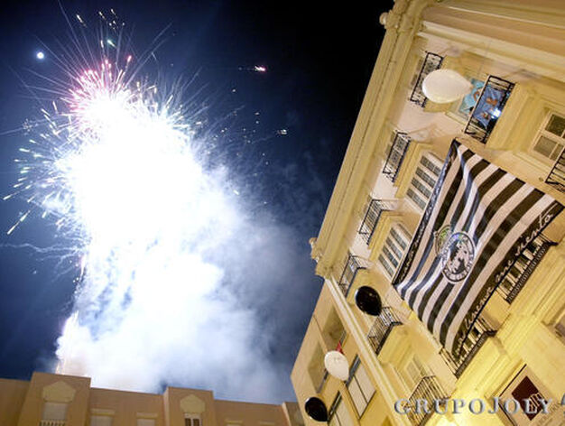 Fuegos artificiales en honor a la Balona

Foto: Erasmo Fenoy