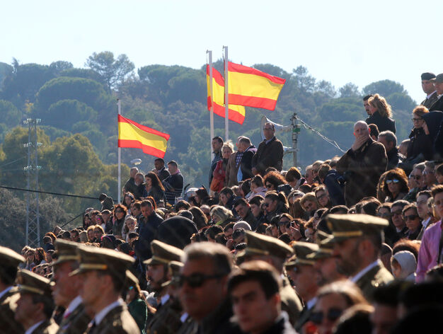 Parada militar en la base de Cerro Muriano por el D&iacute;a de la Inmaculada