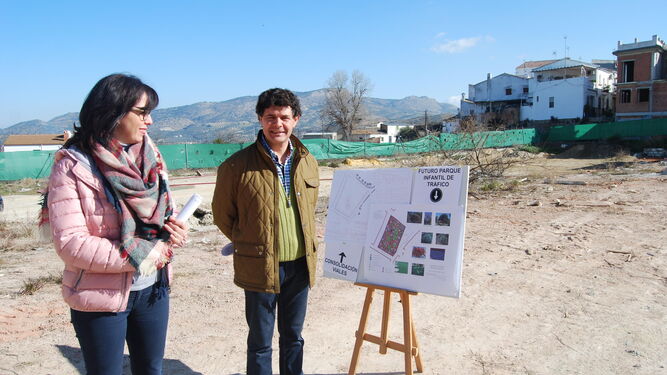 María Luisa Ceballos y Luis Miguel Carrillo, ayer en la presentación del proyecto.