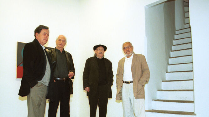 Cuenca, Serrano, Ibarrola y Pepe Duarte, en la galería de arte sevillana en el año 2002.