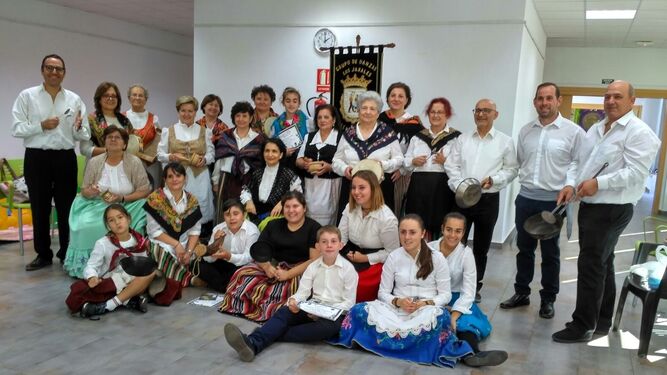 Participantes en la primera Escuela Comarcal de Jotas.