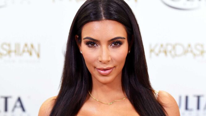 KKW body, el nuevo perfume de Kim Kardashian a su imagen y semejanza
