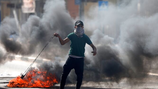 Un muerto y 731 heridos en las protestas en Gaza