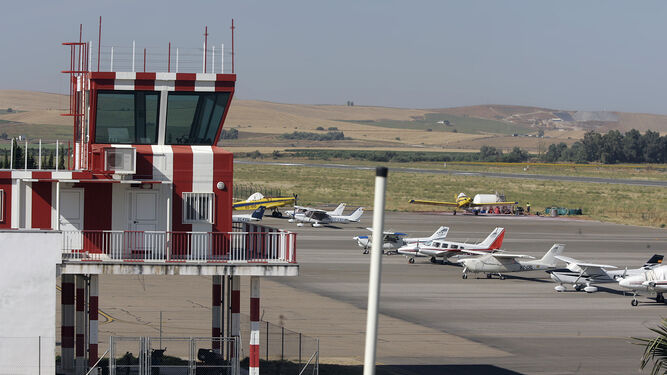 Aviones en el aeropuerto de Córdoba.