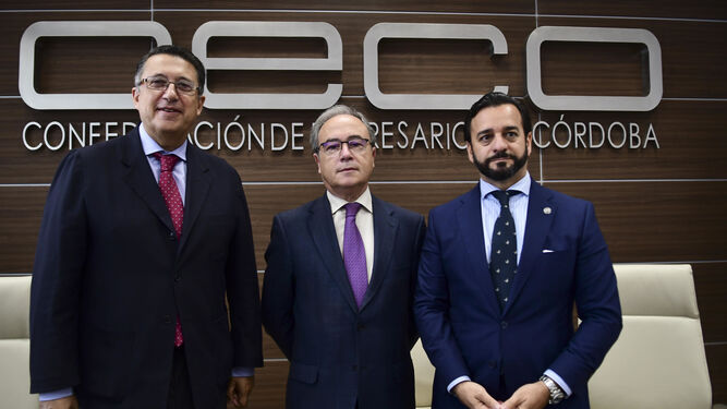 Rafael Blanco, Antonio Díaz y Alejandro Cardenete, ayer, en la sede de CECO.