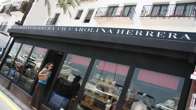 Tienda de Carolina Herrera en Puerto Banús, Marbella.