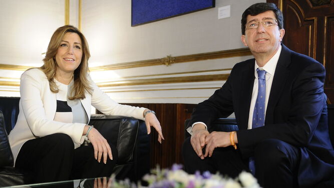 La presidenta de la Junta de Andalucía, Susana Díaz, y el líder andaluz de Ciudadanos, Juan Marín