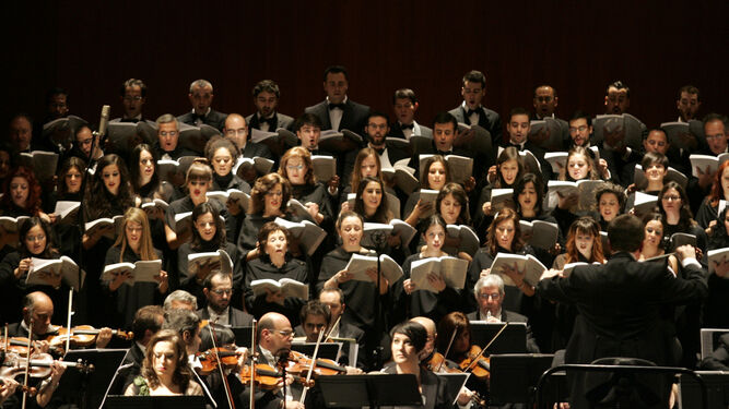 El Coro Ziryab, en una actuación junto a la Orquesta de Córdoba.