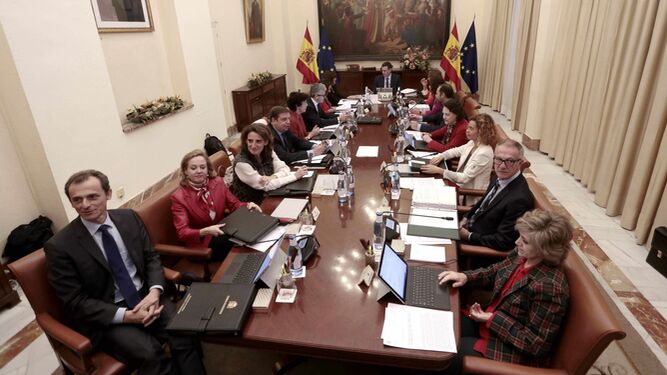Los miembros del Ejecutivo reunidos en Delegación del Gobierno en Andalucía