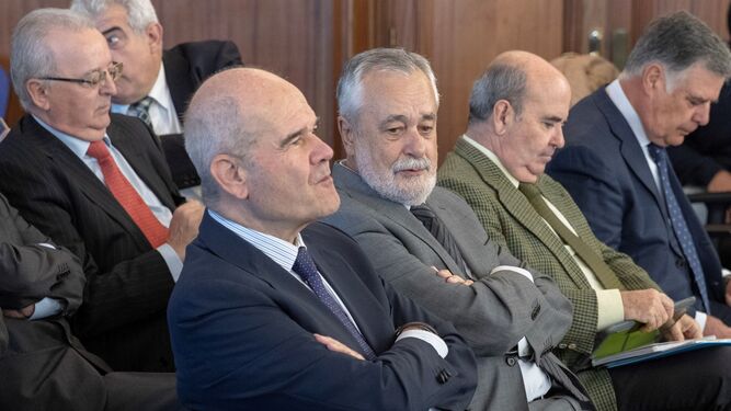 Los ex presidentes de la Junta Manuel Chaves y José Antonio Griñán, hoy en el juicio de los ERE.