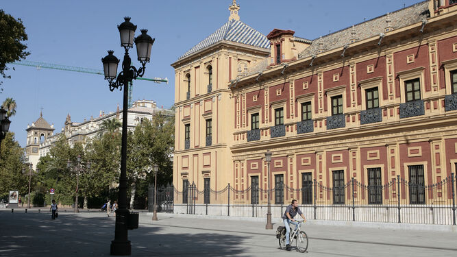 El cambio en la Junta. Edificio de presidencia, palacio de San Telmo.