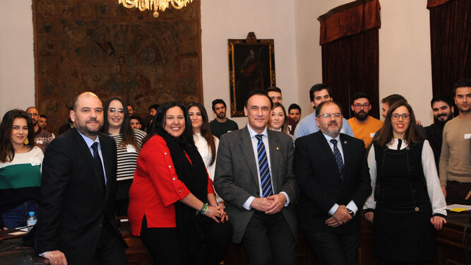 Dirigentes de la UCO y de la Diputación, en la presentación del programa 'Explorer'