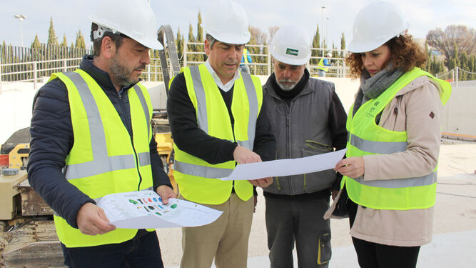 El alcalde y la concejala de Medio Ambiente visitan la instalación.
