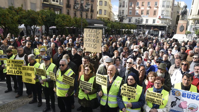 Los pensionistas reclaman en la calle "gobierne quien gobierne"