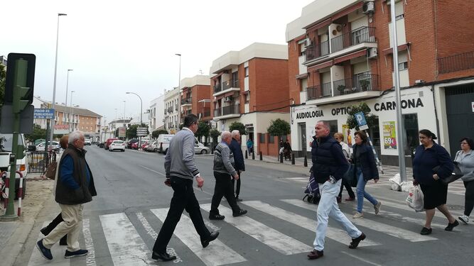 Paso de peatones en la avenida de Santa Ana de Palma del Río.