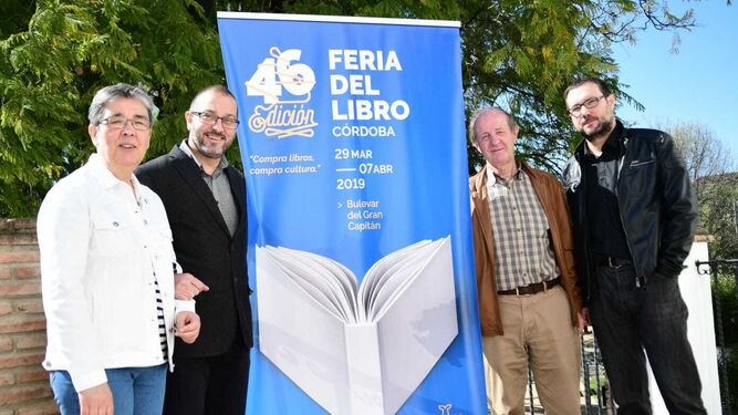 Hermenegilda Moreno, David Luque, Andrés Pino y Alfredo Asensi, en la presentación de la Feria.