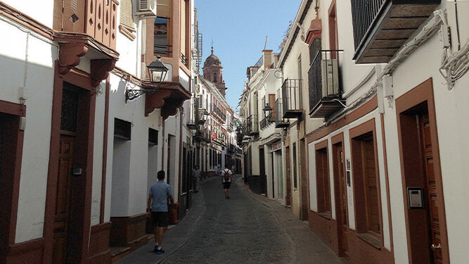 Calle Corredera, una de las principales de Montoro.