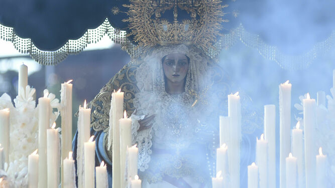 Virgen de la Santa Faz.