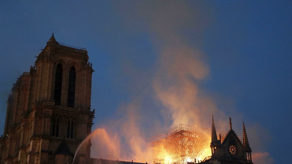 Vistas del incendio de Notre Dame