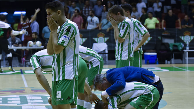 Las fotos del tercer partido del 'play off' entre el Betis Futsal y el C&oacute;rdoba CF Futsal